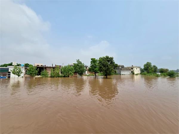 the terrible flood in ravi