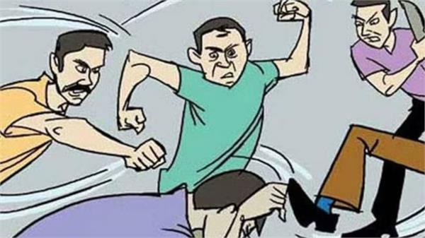 mns workers beat up food stall operator anti marathi