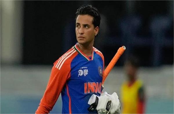 abhishek sharma flopped in the asia cup final