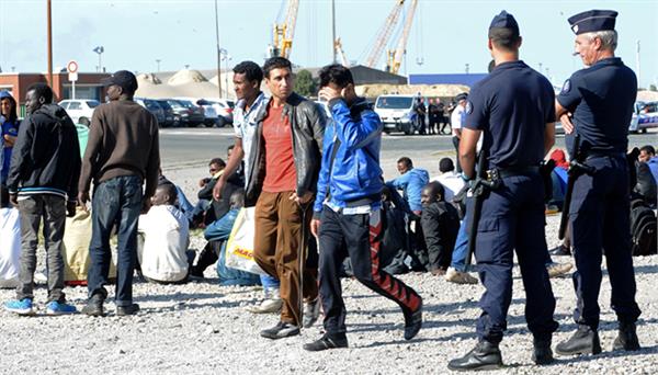 stop illegal immigrants by deploying the army