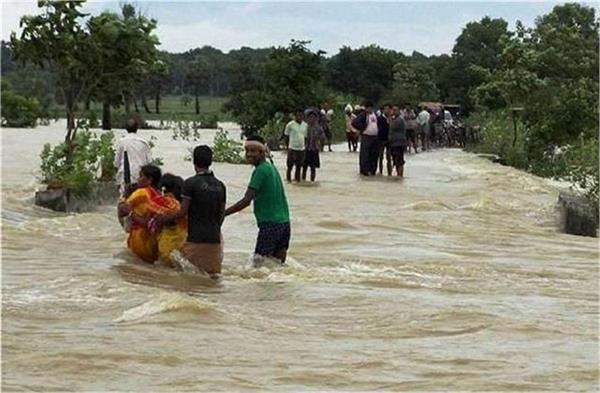 rain wreaks havoc 86 people die 1 725 animals also lose their lives