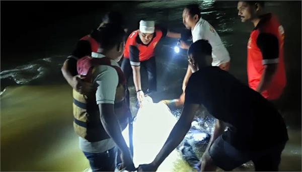 5 people drowned in river during ganesh immersion
