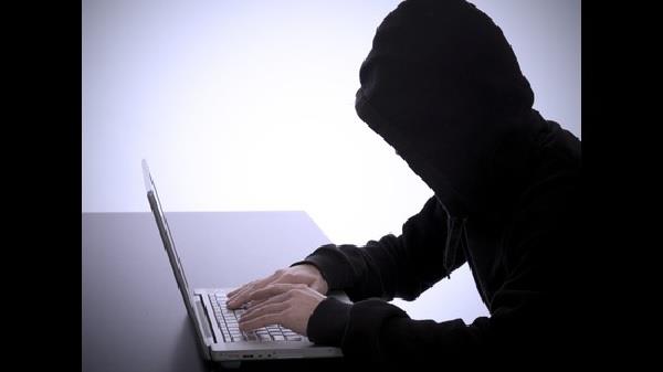 cyber   thugs steal rs 4 32 lakh from former dig dk panda  s account