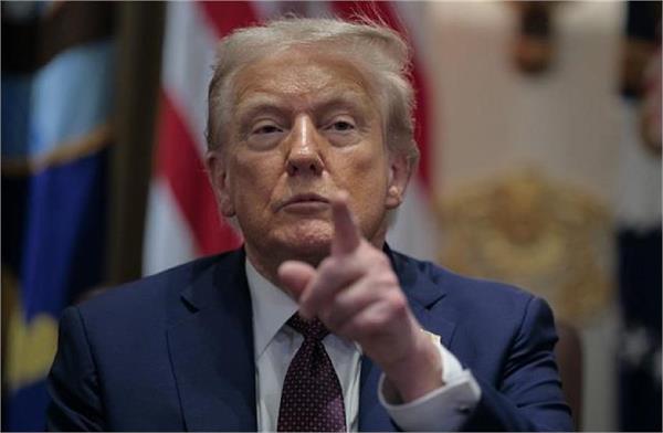 trump warns eu     us will retaliate if google  apple are fined more  