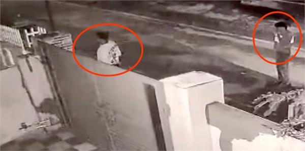 unidentified armed youths committed hooliganism outside the house