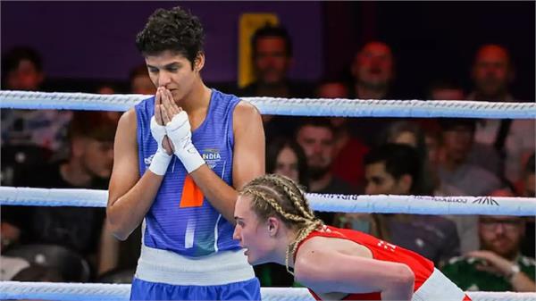 jasmine lamboria wins gold at world boxing championship