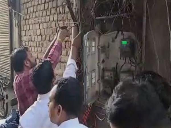powercom took major action against 527 defaulting consumers of the district