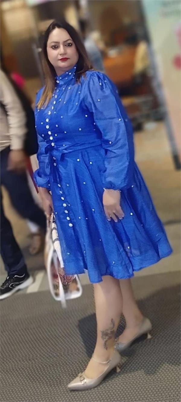 designer frocks women stylish look