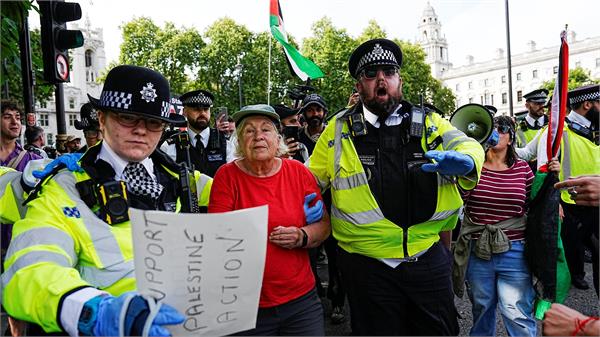 bitain protest