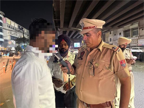 drivers charged for drunk driving  150 arrested last week