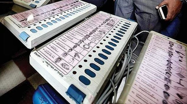 ਚੋਣ ਕਮਿਸ਼ਨ ਨੇ ਜਾਰੀ ਕੀਤੀਆਂ ਨਵੀਆਂ ਗਾਈਡ ਲਾਈਨਜ਼, EVM ’ਤੇ ਹੁਣ ਲੱਗਣਗੀਆਂ ਉਮੀਦਵਾਰਾਂ ਦੀਆਂ ਰੰਗੀਨ ਫੋਟੋਆਂ