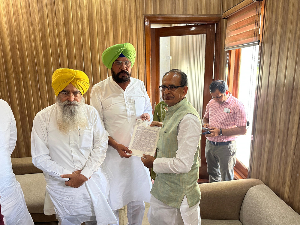 ਹੜ੍ਹਾਂ ਦੌਰਾਨ ਪੰਜਾਬ ਦੇ ਦੌਰੇ ''ਤੇ ਆਏ ਕੇਂਦਰੀ ਮੰਤਰੀ, ਪੰਜਾਬ ਸਰਕਾਰ ਨੇ ਕੀਤੀ ਵੱਡੀ ਮੰਗ