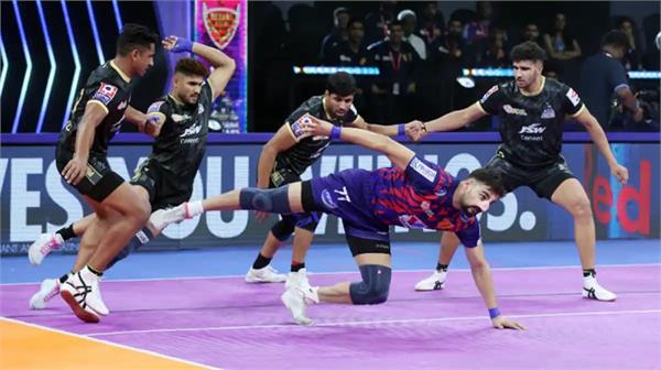 dabang delhi defeated haryana steelers