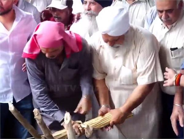 mohinder singh kp  son