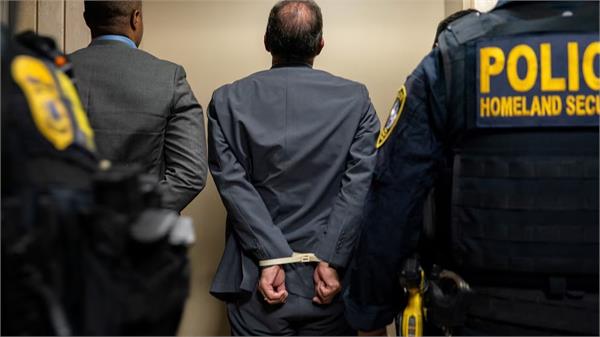 several protesters  elected officials  arrested at manhattan detention center