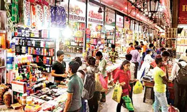 GST 2.0 ਨਾਲ ਕੀਮਤਾਂ ''ਚ ਕਟੌਤੀ ਮਗਰੋਂ ਬਾਜ਼ਾਰਾਂ ''ਚ ਰੌਣਕ ! ਤਿਉਹਾਰੀ ਸੀਜ਼ਨ ਦੀ ਹੋਈ ਧਮਾਕੇਦਾਰ ਸ਼ੁਰੂਆਤ