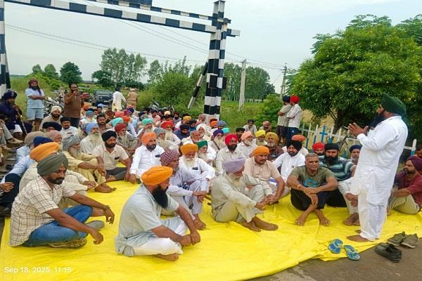 dozens of villages protest against construction of under railway bridge