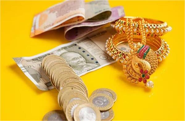 rbi loan rules simplified relief given on emis