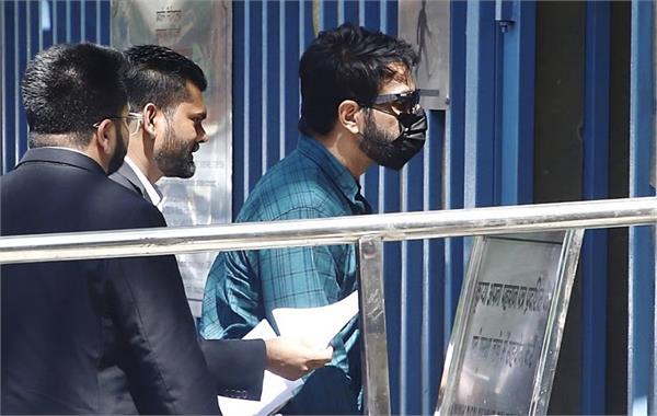 actor sonu sood appears before ed in money laundering case linked to betting app