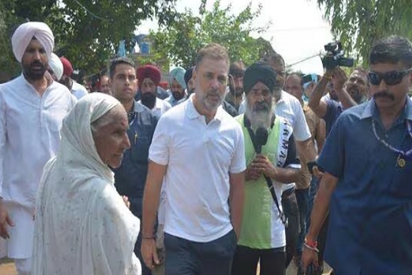 ਰਾਹੁਲ ਗਾਂਧੀ ਦੇ ਪੰਜਾਬ ਦੌਰੇ ''ਤੇ ਭਖੀ ਸਿਆਸਤ, ਹੱਕ ''ਚ ਆਏ ਰਾਜਾ ਵੜਿੰਗ ਤੇ ਪ੍ਰਤਾਪ ਸਿੰਘ ਬਾਜਵਾ
