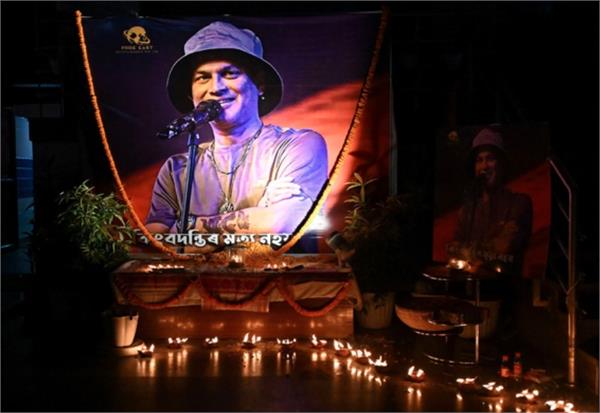 singer  s final journey  thousands bid adieu to zubeen garg in assam