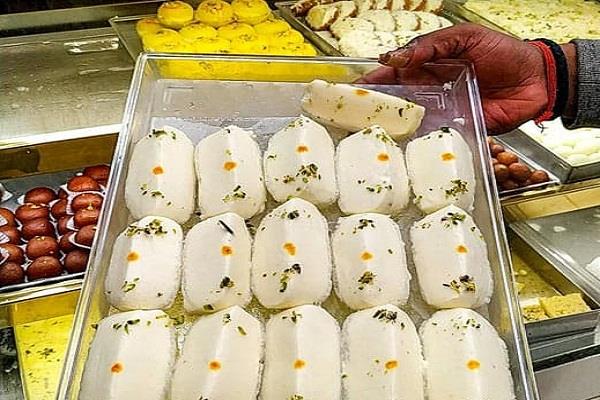 raids will be conducted on those making fake khoya and sweets