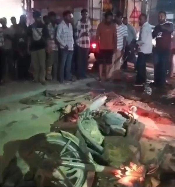a bullet motorcycle caught fire in jalandhar