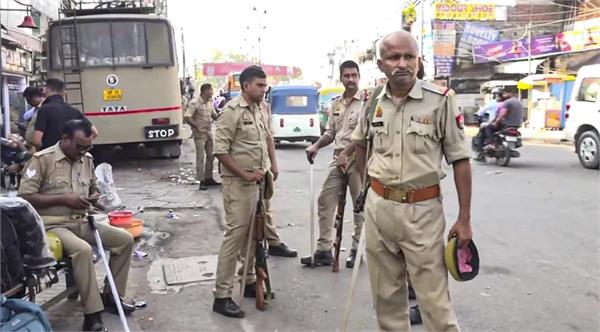 bareilly violence  ban on internet and sms services extended by another day