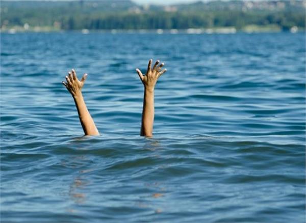 four people drown  13 missing during ganesh idol immersion