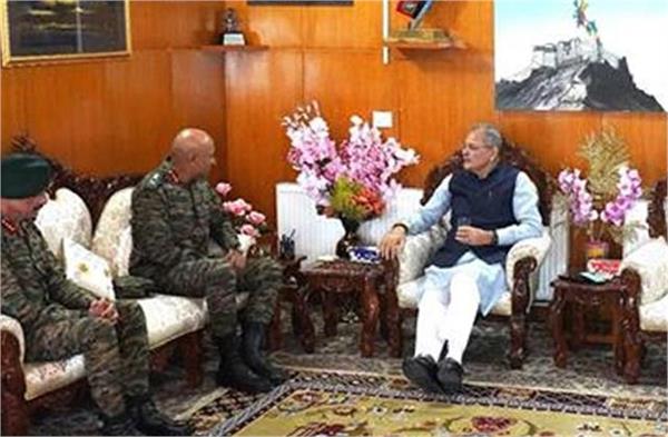 northern commander lieutenant meets governor