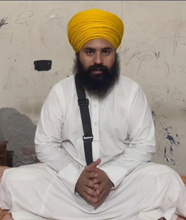 ਹੜ੍ਹਾਂ ਦੌਰਾਨ ਗ੍ਰੰਥੀ ਸਿੰਘ ਦਾ ਵੱਡਾ ਫੈਸਲਾ, ਤਨਖਾਹ ਰੂਪੀ ਛਿਮਾਹੀ ਉਗਰਾਹੀ ਨਾ ਲੈਣ ਦਾ ਕੀਤਾ ਐਲਾਨ