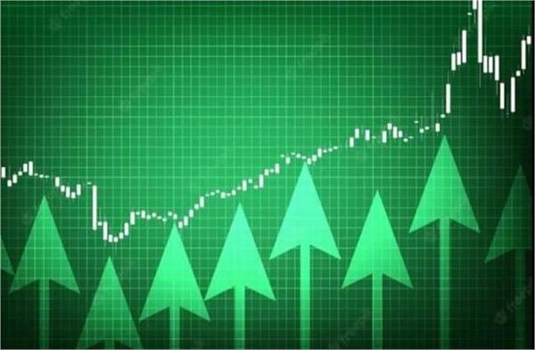 1 lakh became 3 crores in 12 months  return of 36 000    8 magical stocks
