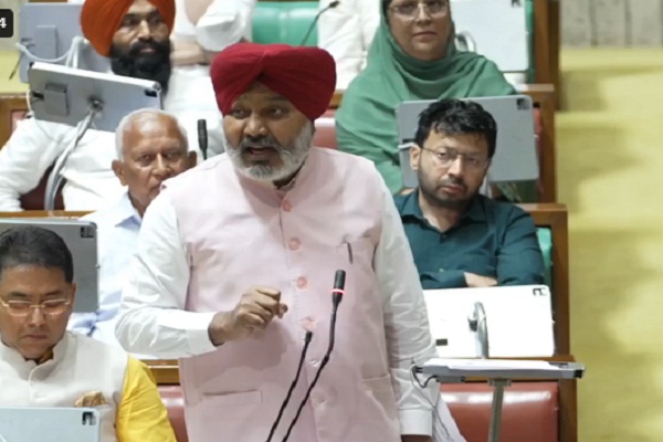 ''ਕਾਂਗਰਸ ਹੜ੍ਹ ਪੀੜਤਾਂ ਦੀ ਮਦਦ ਨਹੀਂ ਕਰਨਾ ਚਾਹੁੰਦੀ'', ਵਿਧਾਨ ਸਭਾ ''ਚ ਹਰਪਾਲ ਚੀਮਾ ਦਾ ਵੱਡਾ ਬਿਆਨ