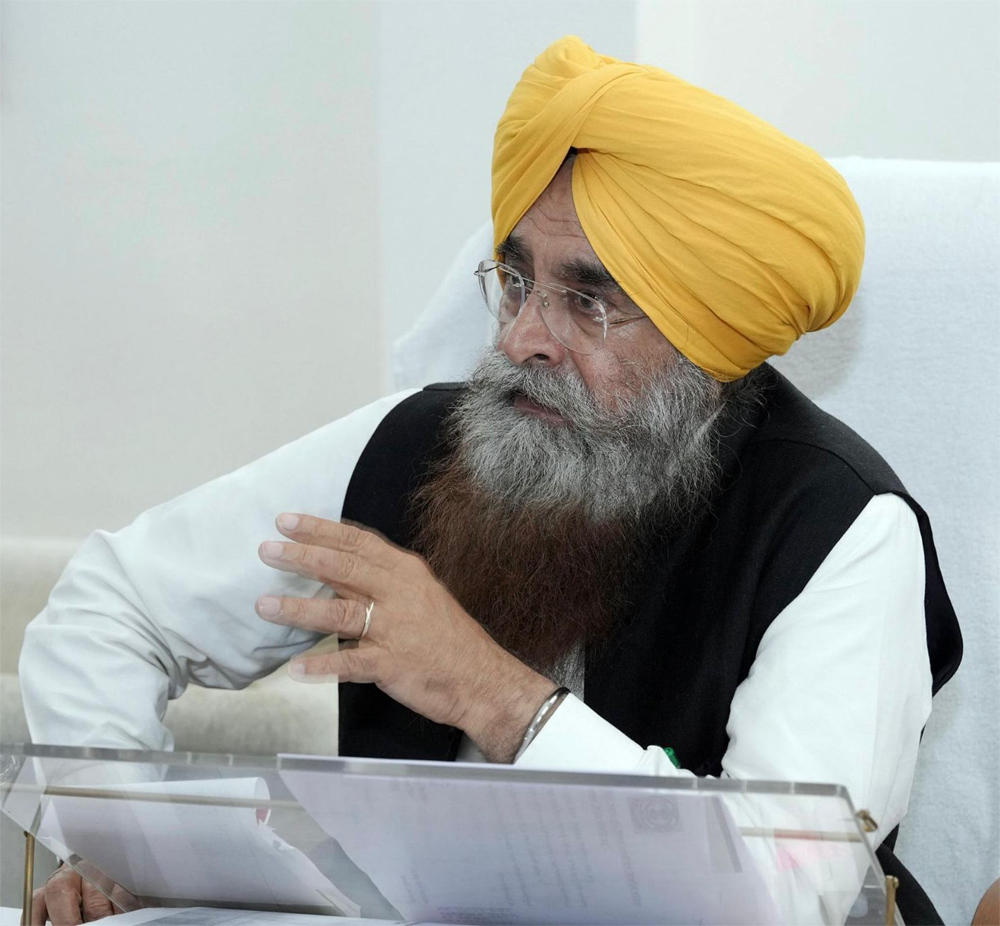 ਪੰਜਾਬ ਨੇ ਸਾਢੇ 15 ਹਜ਼ਾਰ ਤੋਂ ਵੱਧ ਸੀ. ਆਰ. ਐੱਮ. ਮਸ਼ੀਨਾਂ ਨੂੰ ਦਿੱਤੀ ਮਨਜ਼ੂਰੀ : ਗੁਰਮੀਤ ਸਿੰਘ ਖੁੱਡੀਆਂ