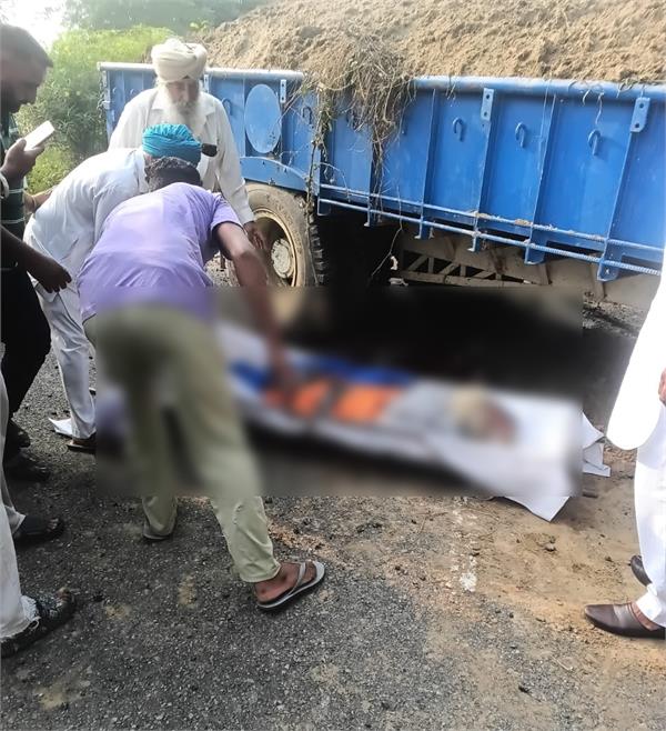 man dead on raod accident