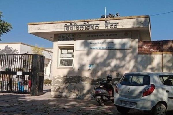 security guards attacked at drug rehabilitation center