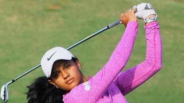pranavi in   top 20 in france