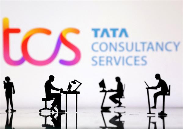 tcs is the second largest recipient of h 1b visas after amazon  us data