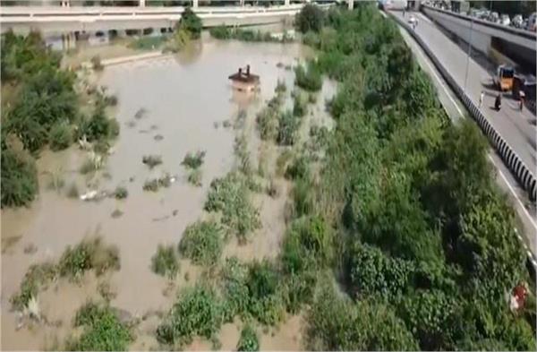 yamuna  s havoc in delhi