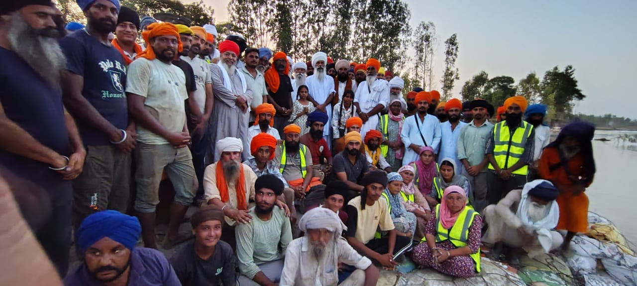 ਸੰਪਰਦਾਇ ਕਾਰ ਸੇਵਾ ਸਰਹਾਲੀ ਸਾਹਿਬ ਵੱਲੋਂ ਪਿੰਡ ਵਾੜਾ ਕਾਲੀ ਰਾਉਣ (ਜ਼ਿਲਾ ਫਿਰੋਜ਼ਪੁਰ) ਦੇ ਬੰਨ੍ਹ ਦੀ ਸੇਵਾ ਮੁਕੰਮਲ