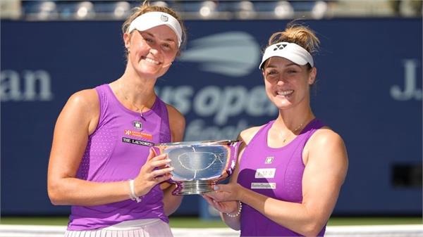 dabrowski and routliffe win women  s doubles title