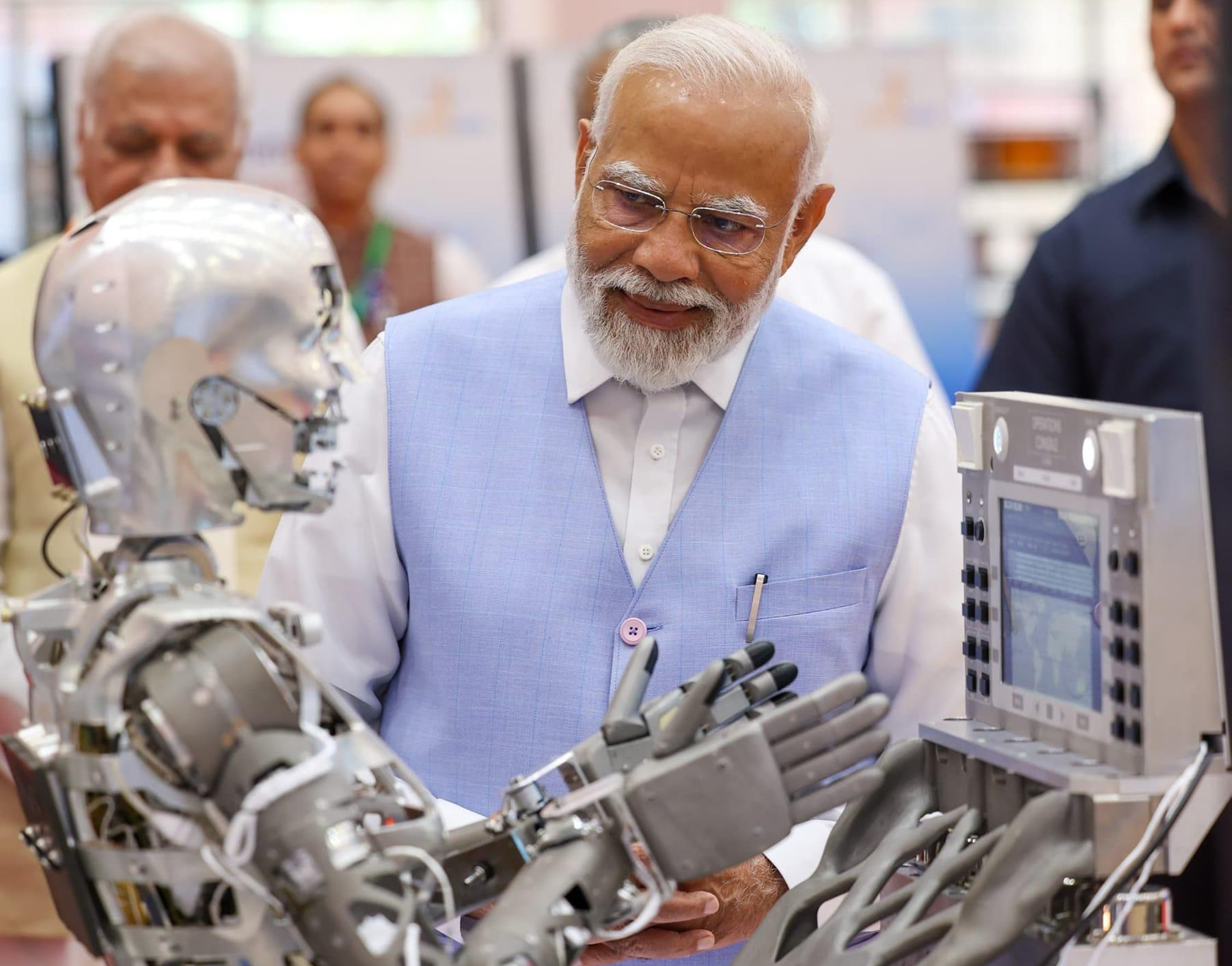 ਪ੍ਰਧਾਨ ਮੰਤਰੀ ਮੋਦੀ : ਟੈਕਨਾਲੋਜੀ ਦੇ ਚੈਂਪੀਅਨ