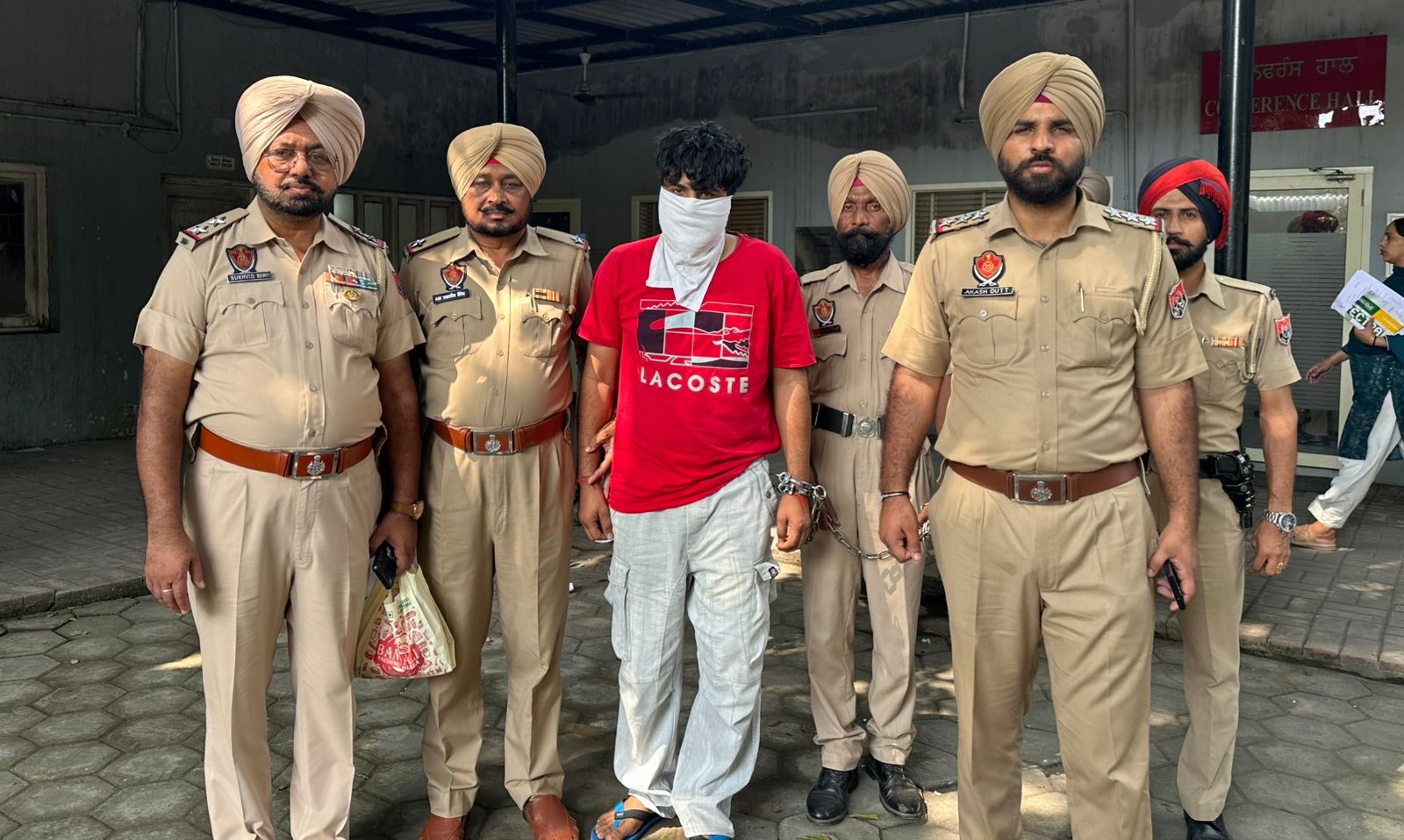 ਡਰੱਗ ਸਮੱਗਲਰ ਗਿਰੋਹ ਦਾ ਪਰਦਾਫ਼ਾਸ਼! ਅੱਧਾ ਕਿੱਲੋ ਆਈਸ ਤੇ ਹੈਰੋਇਨ ਬਰਾਮਦ
