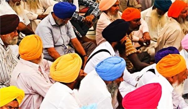 controversy breaks out in meeting called for khalsa sikh heritage shastra day