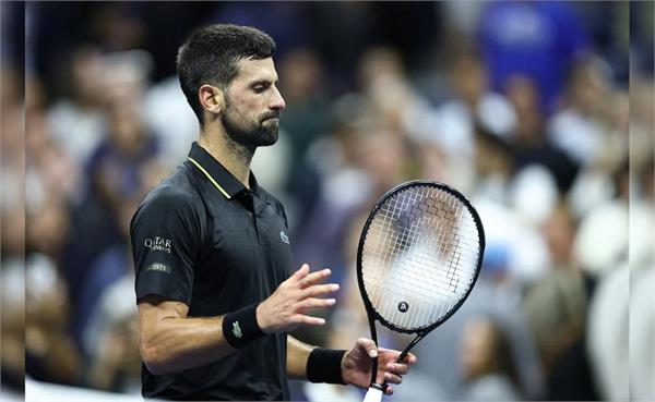 djokovic said after another defeat in the semi finals  i will not give up