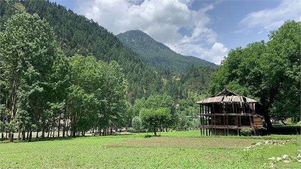 seven tourist spots in kashmir  closed after pahalgam attack  reopen