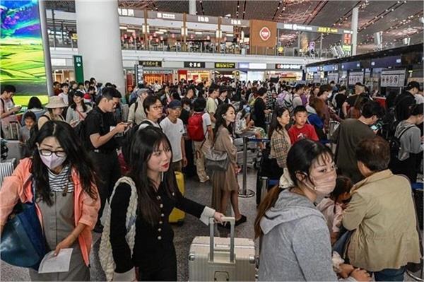 china forecasts border crossings over upcoming holiday