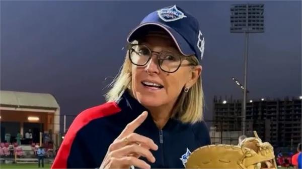 lisa kightly appointed as head coach of mumbai indians women  s team