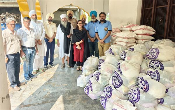 flood victims  sp singh oberoi  dry ration