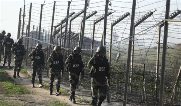 pakistani infiltrator caught on international border